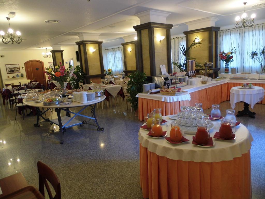 Le Nereidi Hotel & Residence Con Piscina-Tennis-Fitness-Parcheggio Coperto-Sala Conferenze La Maddalena  Eksteriør bilde