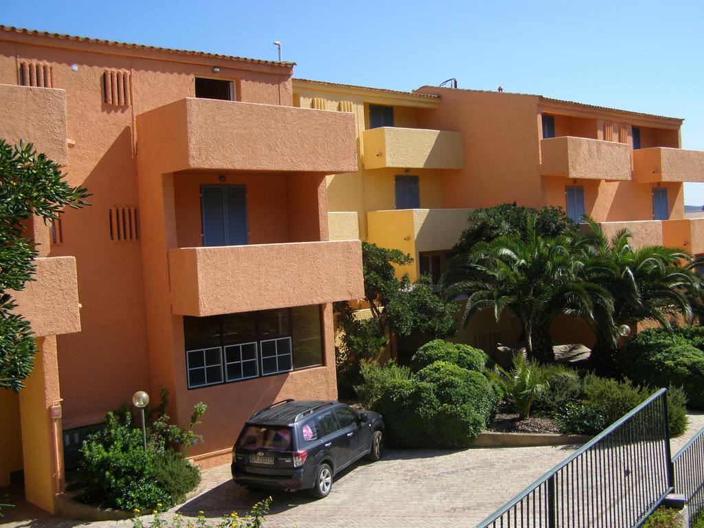 Le Nereidi Hotel & Residence Con Piscina-Tennis-Fitness-Parcheggio Coperto-Sala Conferenze La Maddalena  Eksteriør bilde